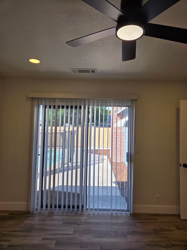 37 S Olive St - Photo 7 of 19