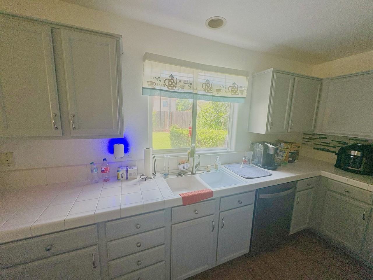 10960 Woolwich Way - Photo 2 of 22