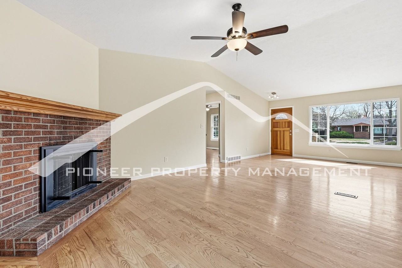 1399 S Paris Ct - Photo 6 of 29