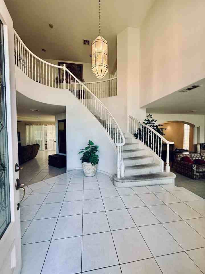 2429 Tour Edition Dr - Photo 5 of 50