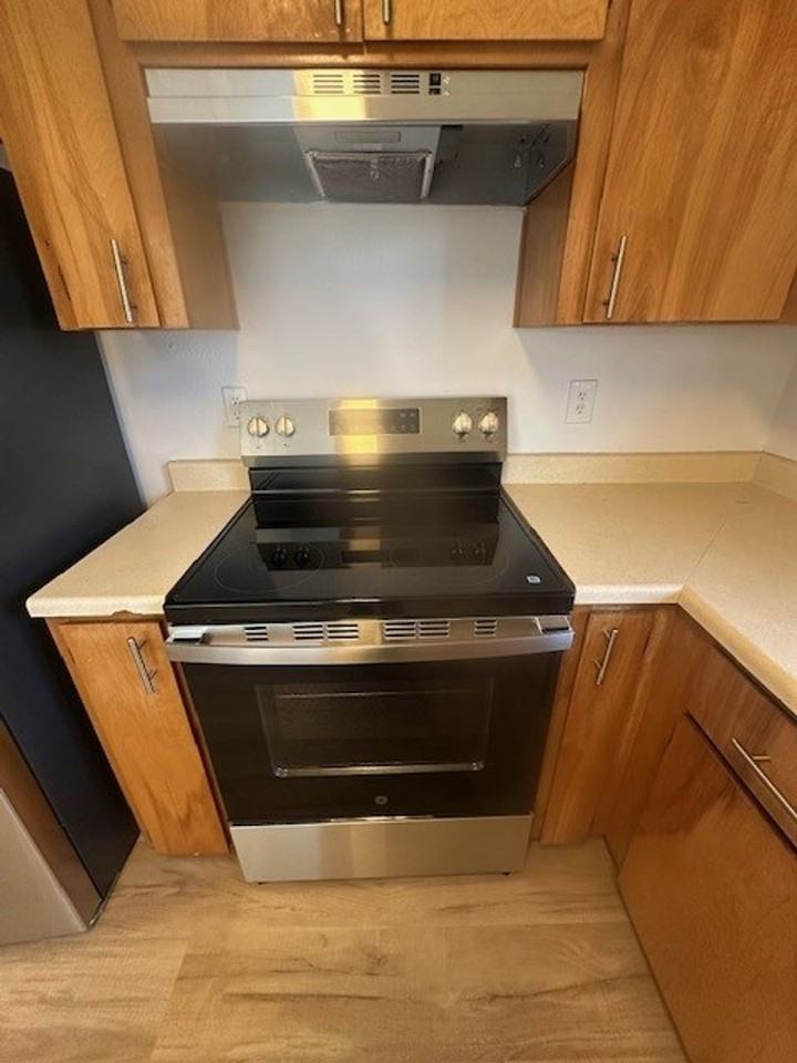 722 Pioneer Rd #B - Photo 4 of 23