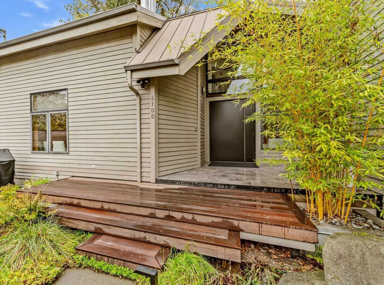 6100 Ravenna Ave Ne - Photo 3 of 49