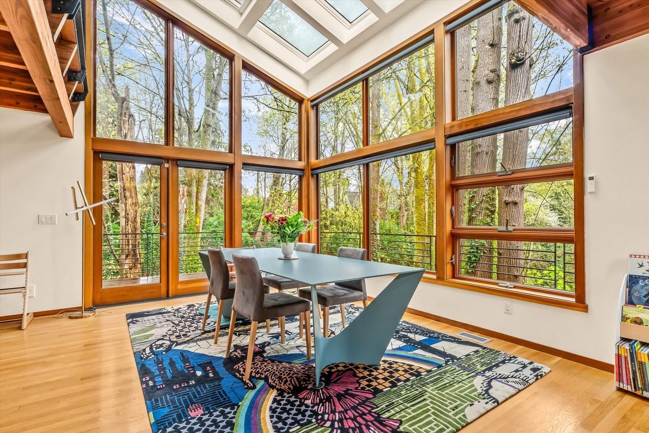 6100 Ravenna Ave Ne - Photo 5 of 49