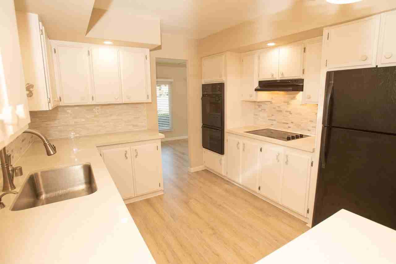 8975 Lawrence Welk Dr Spc 52 - Photo 5 of 15