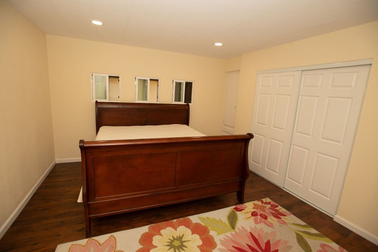 8975 Lawrence Welk Dr Spc 52 - Photo 7 of 15