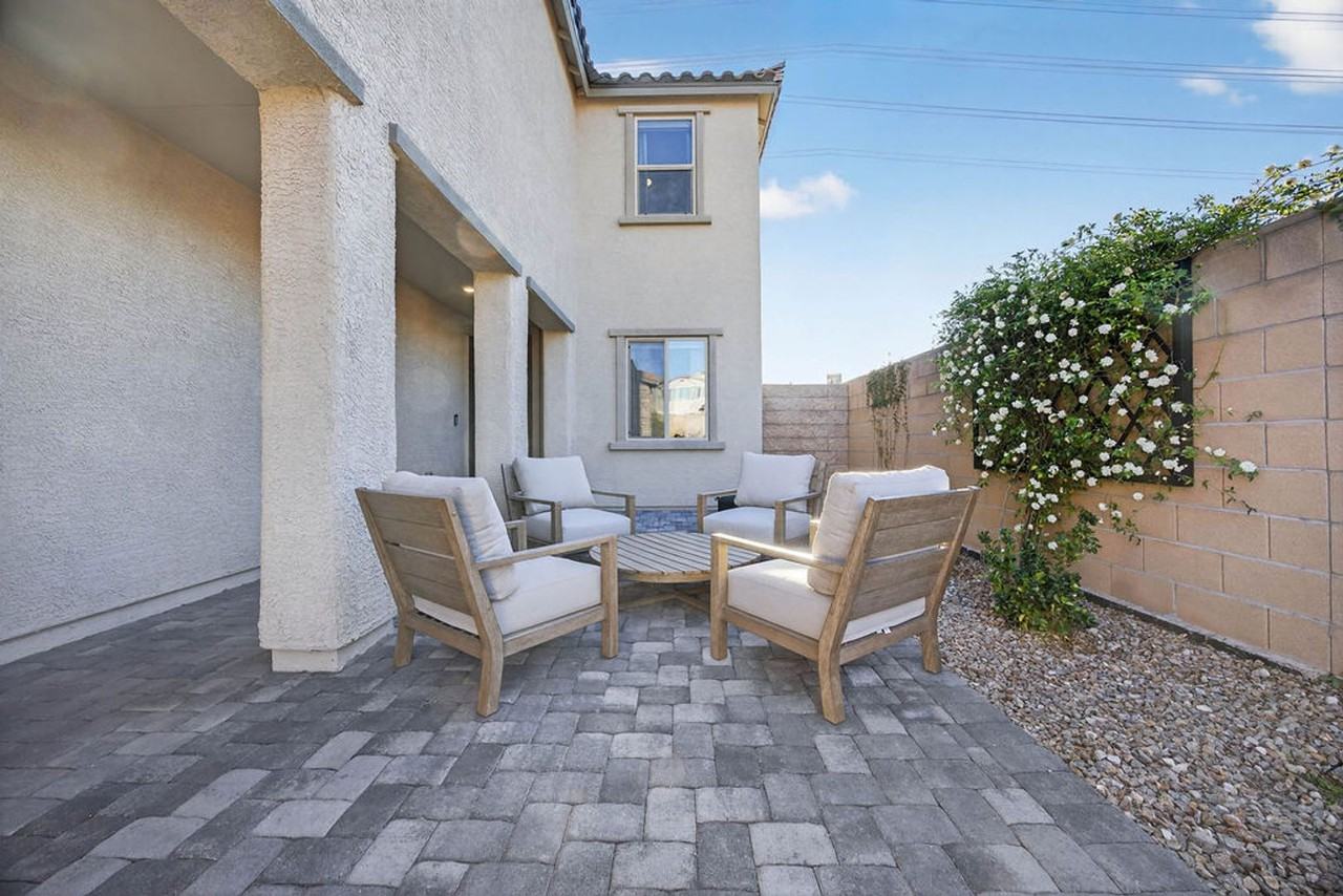 6480 Castalnova Bend Dr - Photo 2 of 50