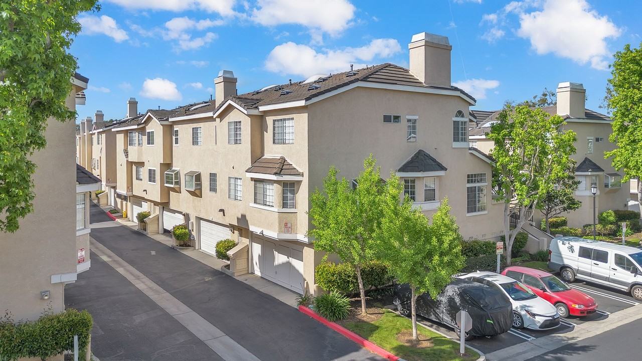 2300 Maple Ave #73 - Photo 2 of 28