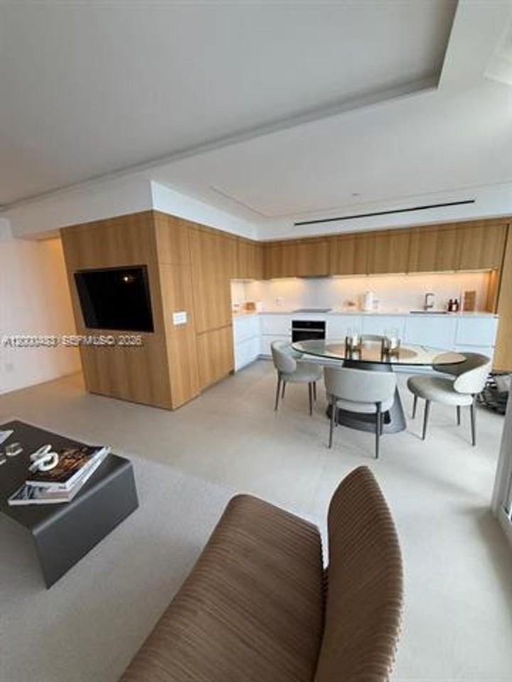 4775 4775 Collins Ave appt 3706 - Photo 2 of 12