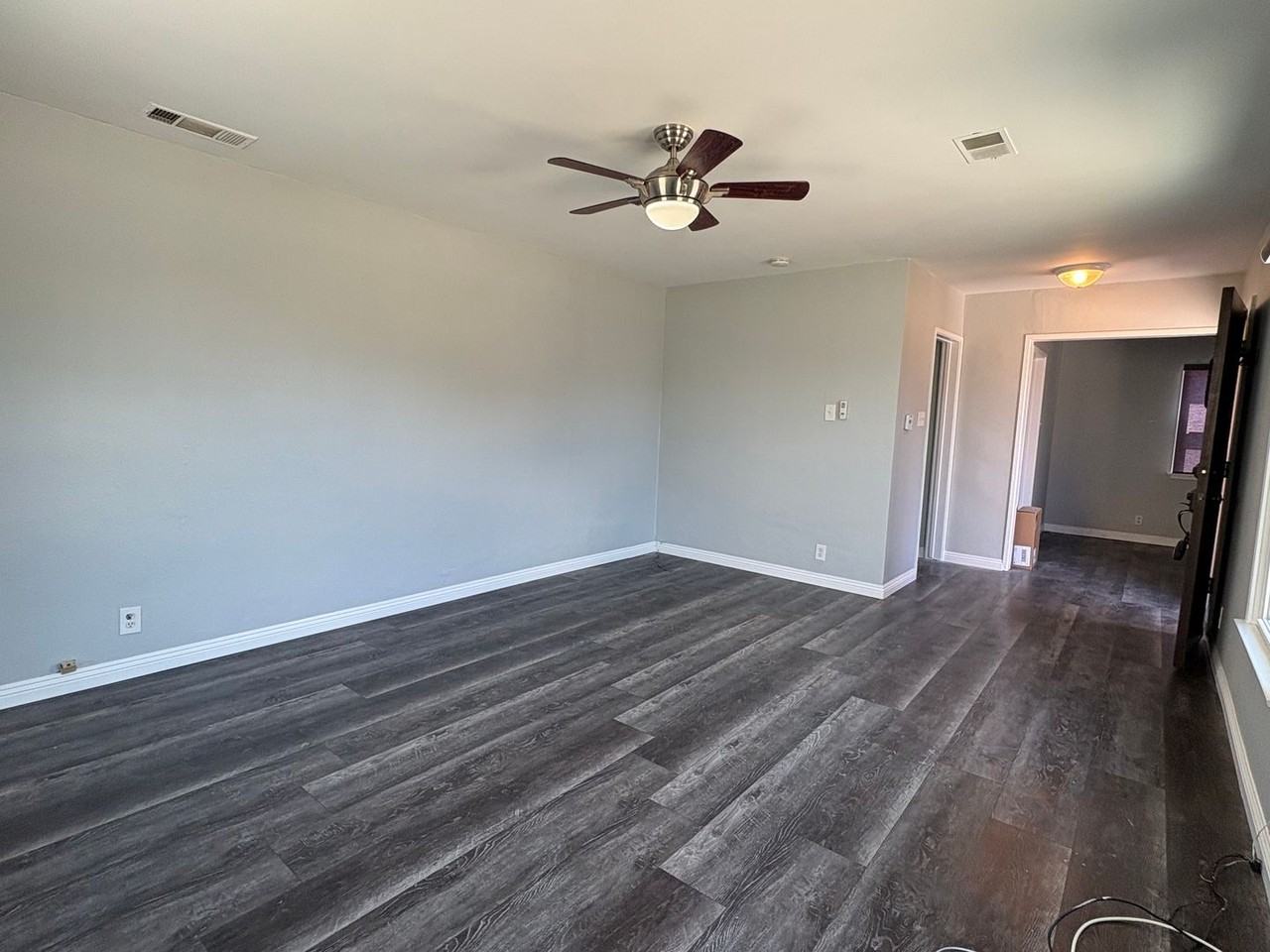 4212 Rose Ave - Photo 3 of 24