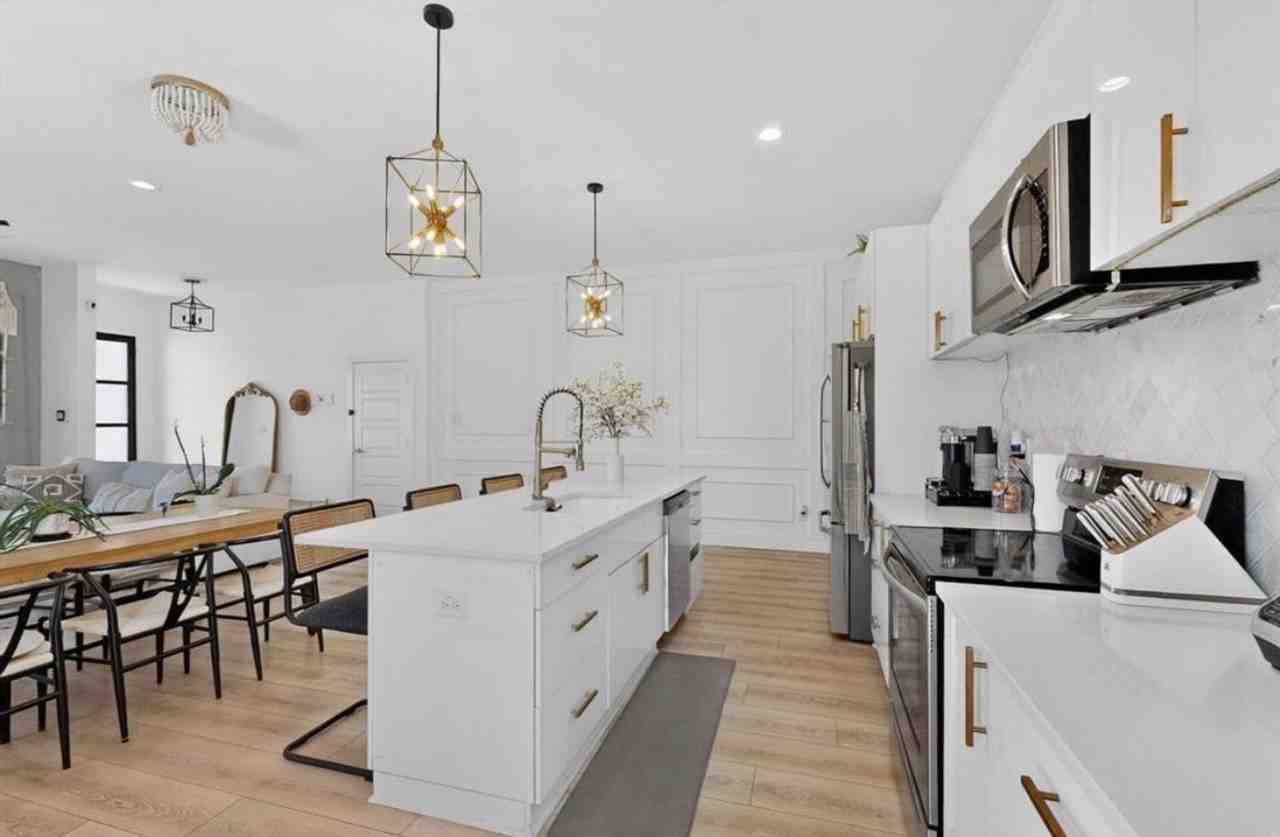 3889 Sam Cir - Photo 3 of 19