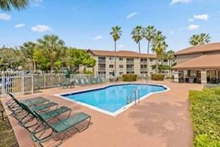 470 S Park Rd - Photo 1 of 1