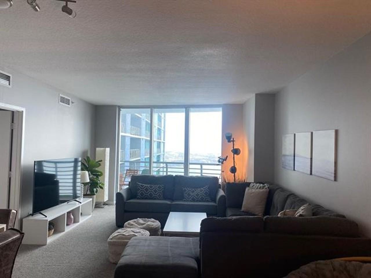 325 Biscayne Boulevard Way #1220 - Photo 2 of 20