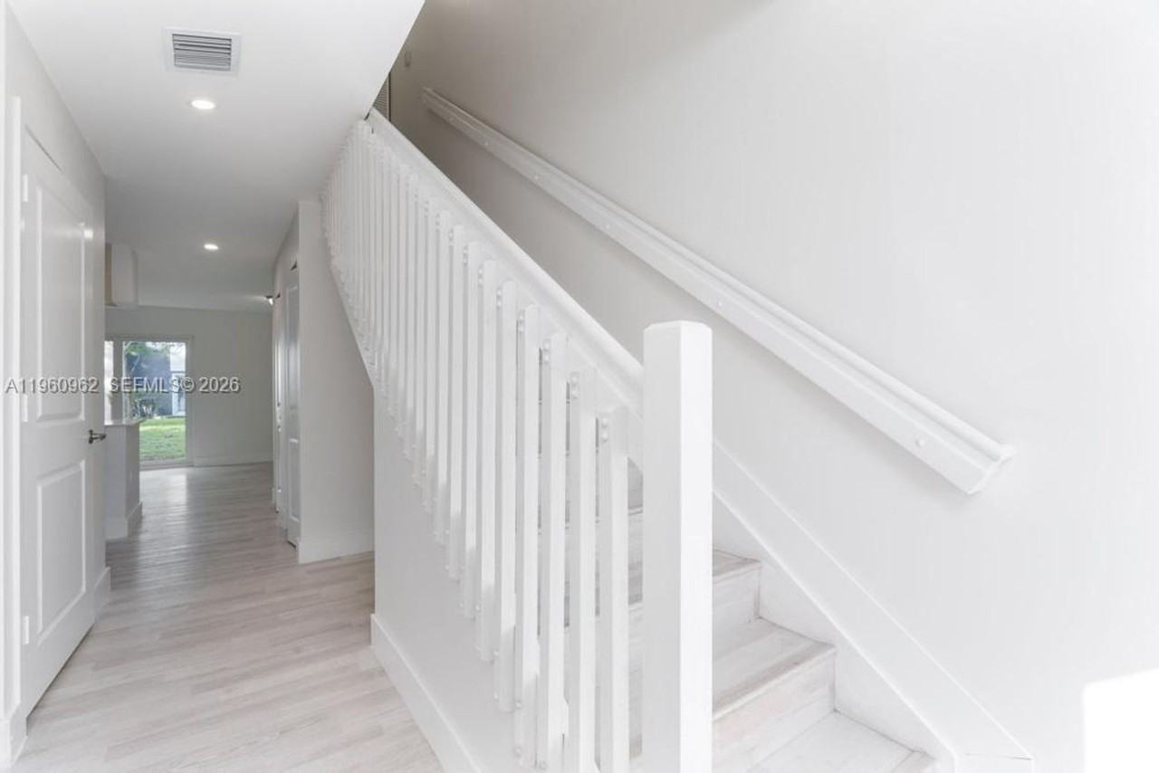 2767 Nw 191st Ter - Photo 3 of 10