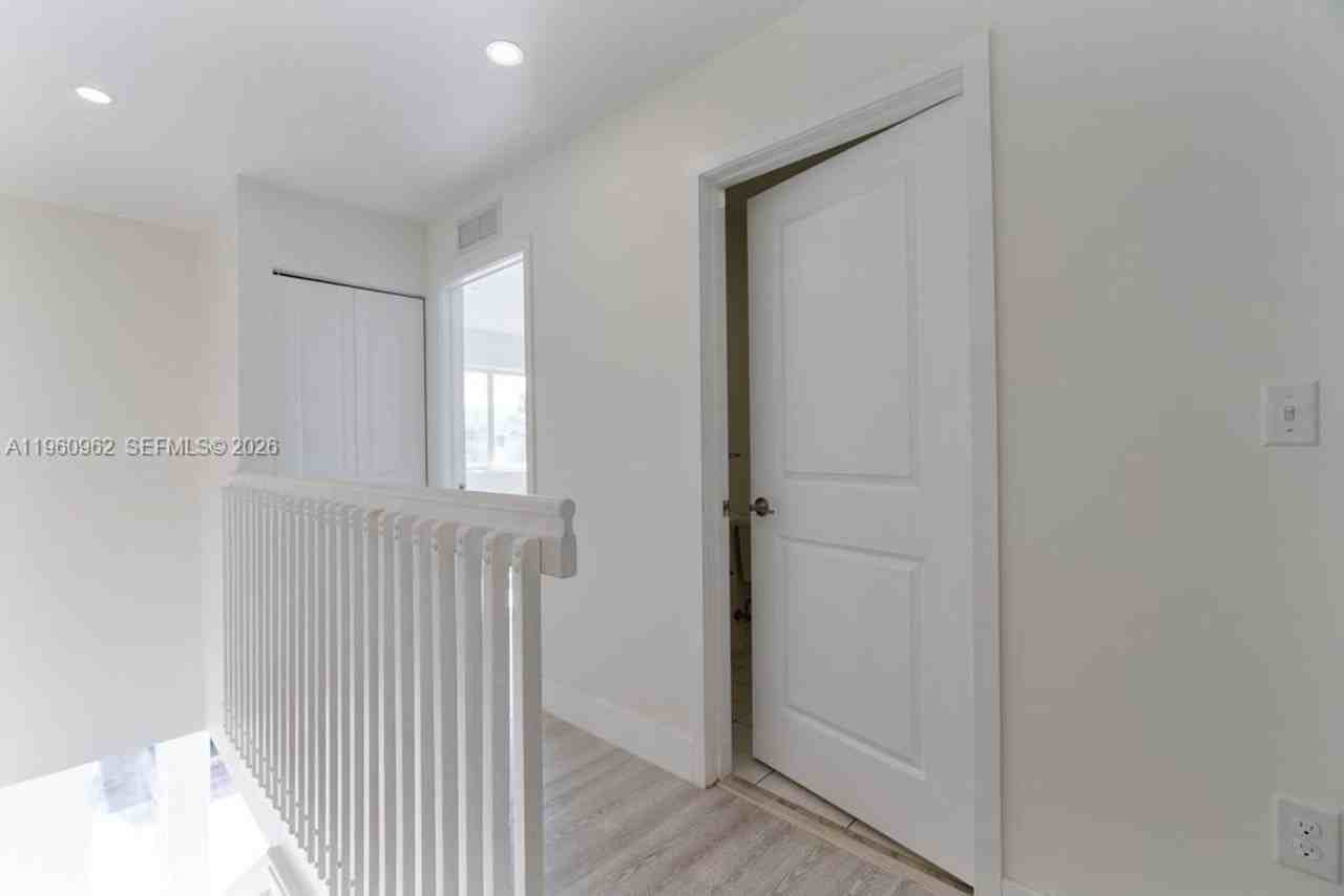 2767 Nw 191st Ter - Photo 4 of 10
