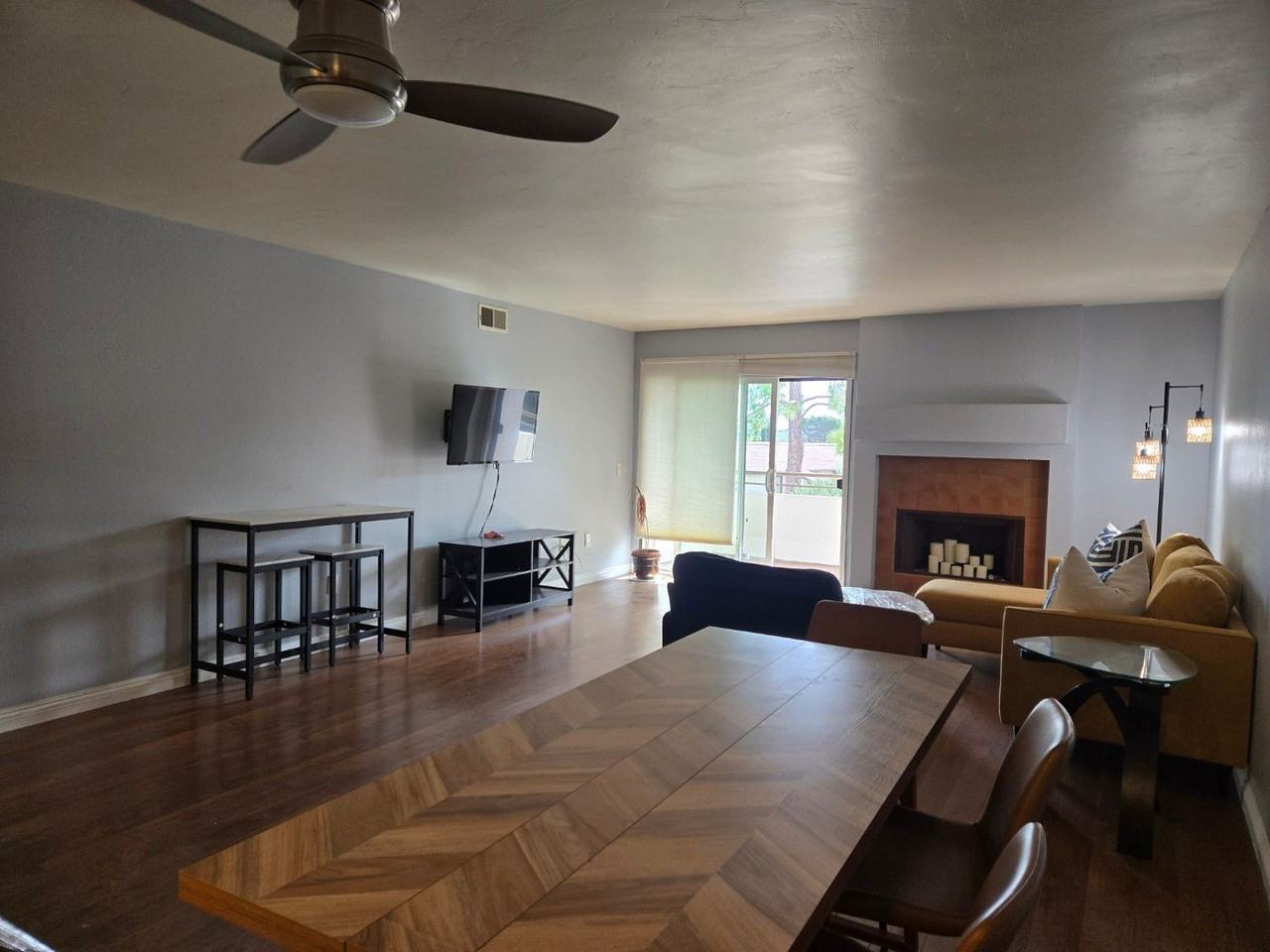 6960 Hyde Park Dr #8 - Photo 6 of 22