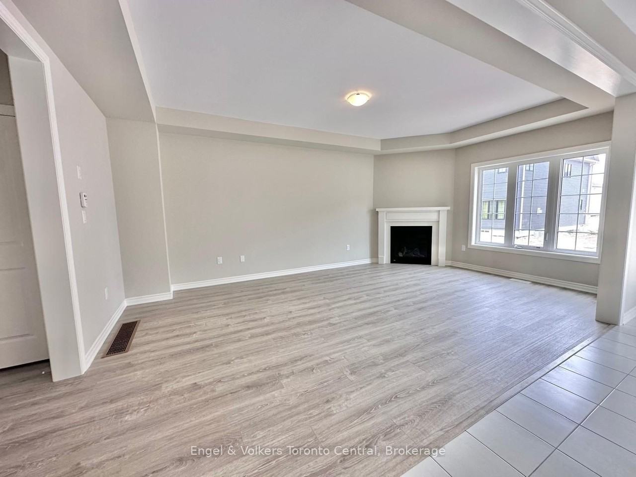 209 Clipper Dr - Photo 5 of 35