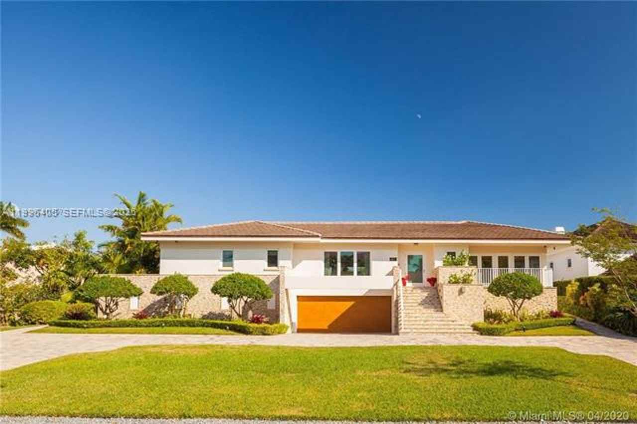 6831 Sunrise Ct - Photo 3 of 45