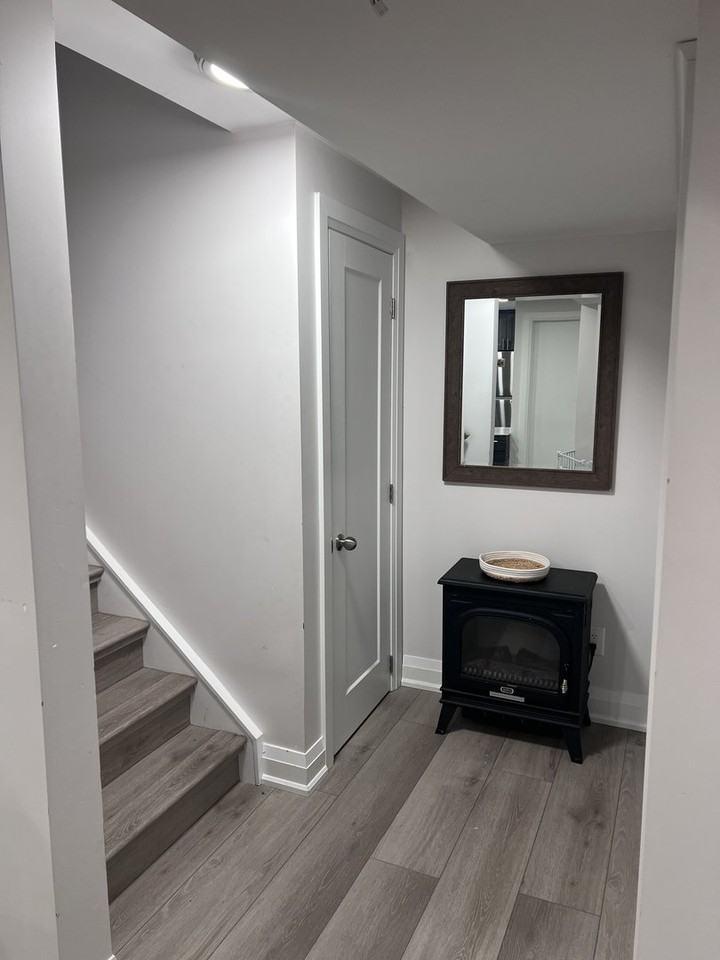 185 Madelaine Dr - Photo 3 of 12