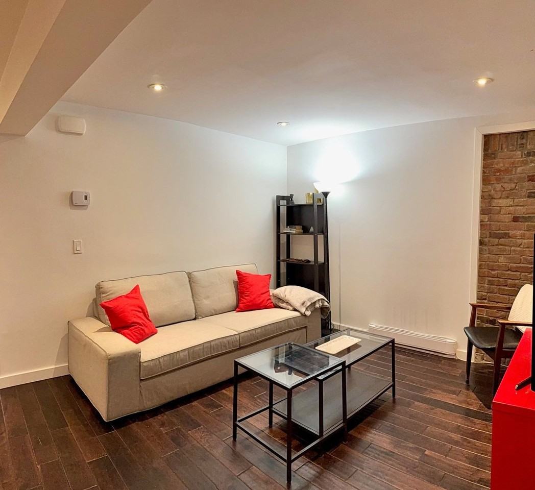 1922 Rue Tupper - Photo 2 of 7