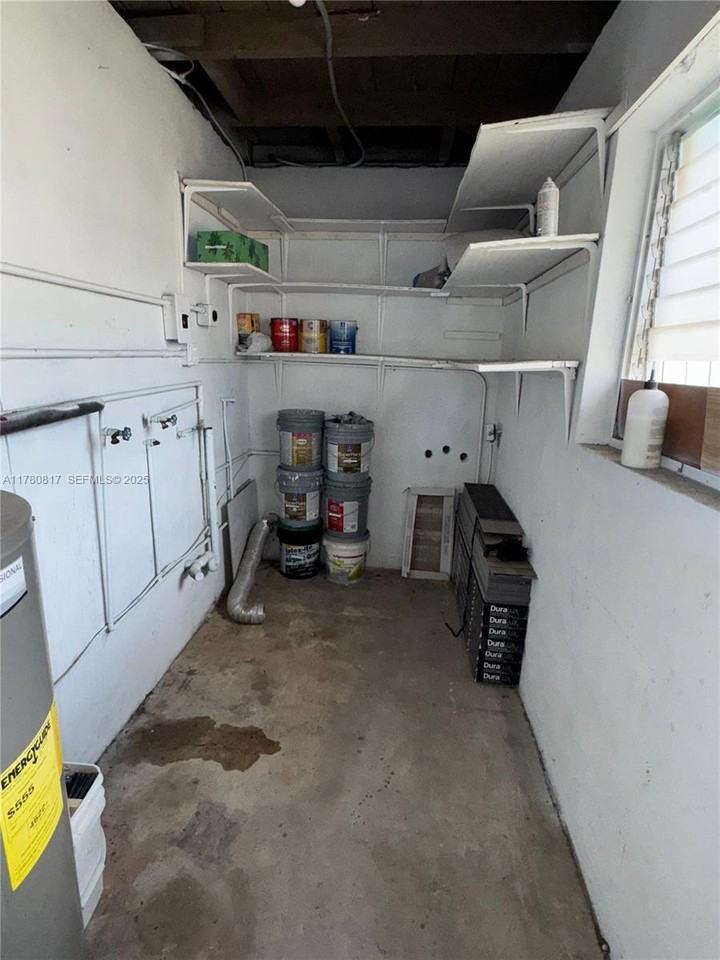 649 West Evanston Circle - Photo 3 of 13