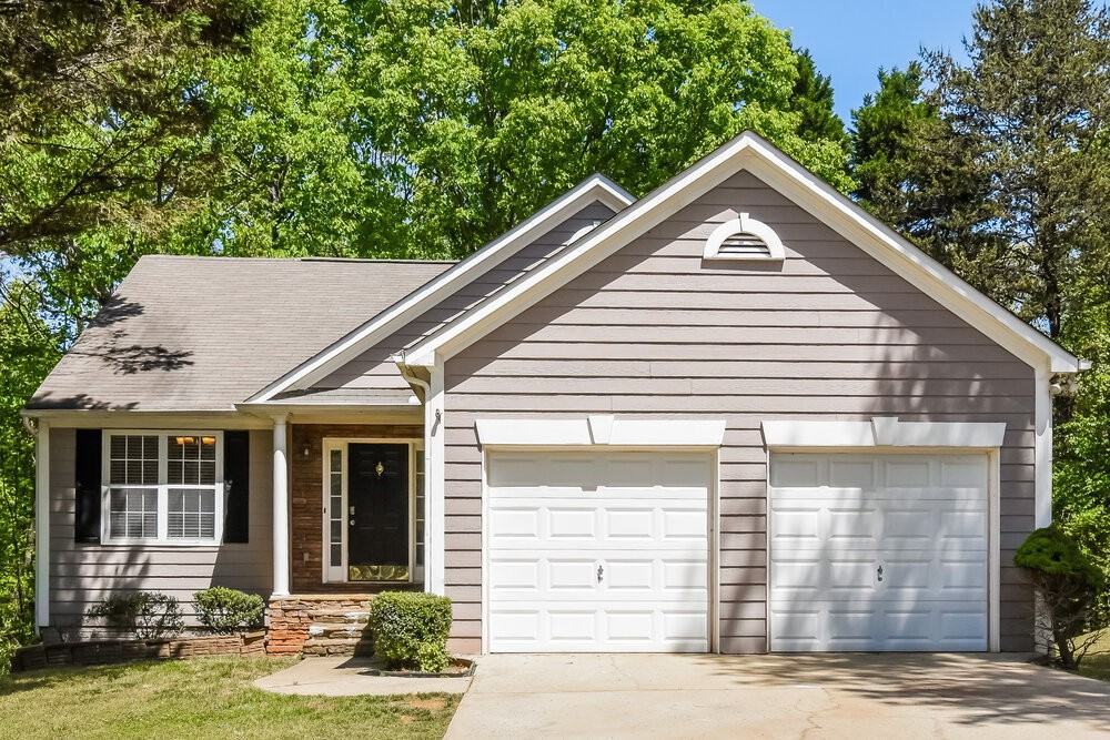 208 Pebble Creek Ct