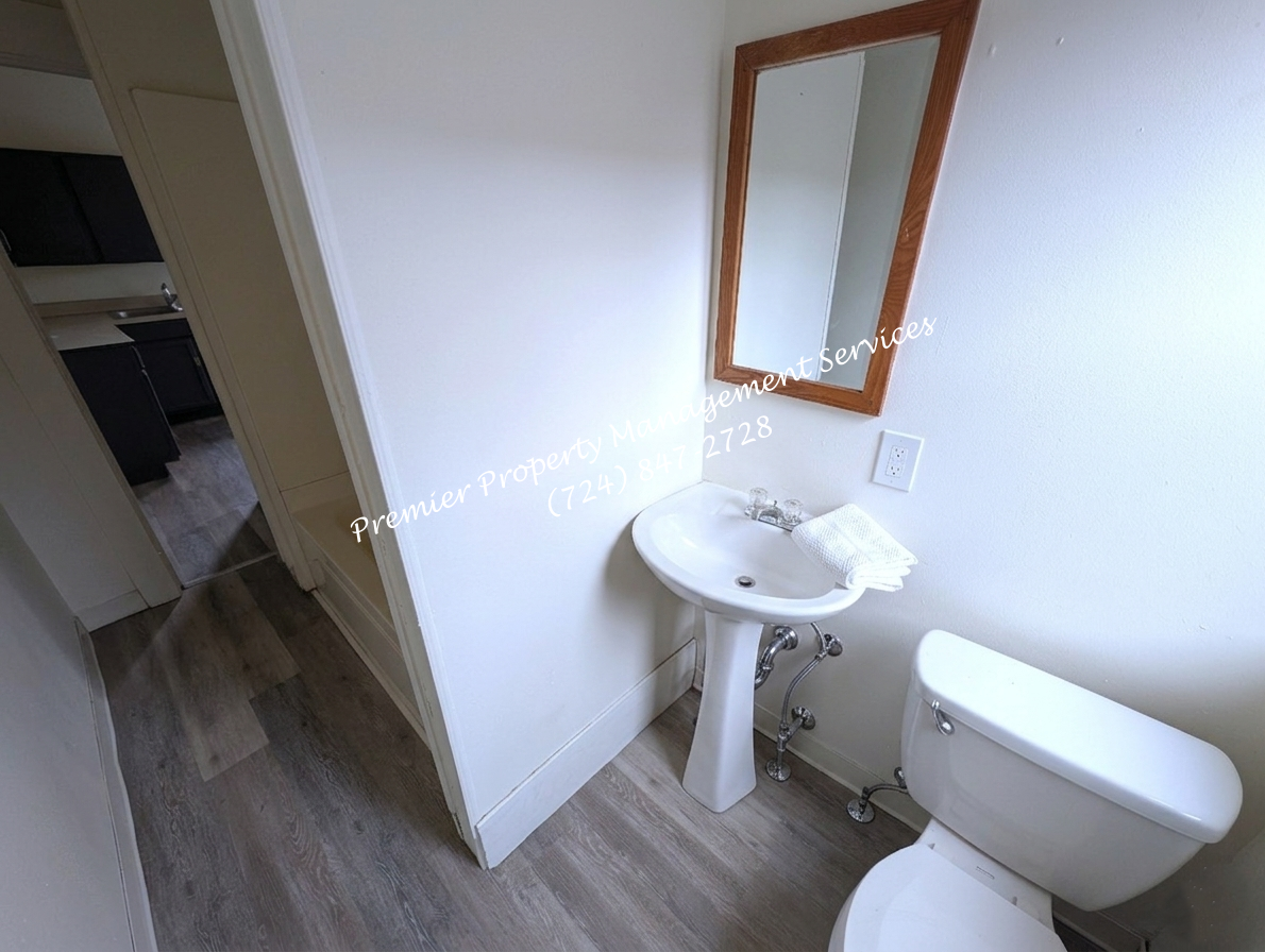 245 Merchant Street, Unit REAR - Photo 7 of 7