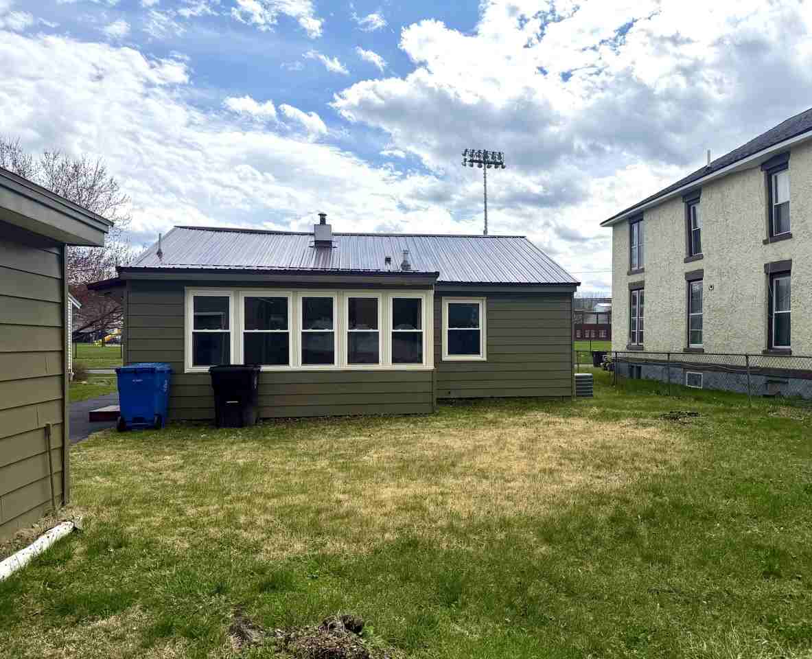 30 Randall St #1 - Photo 3 of 14