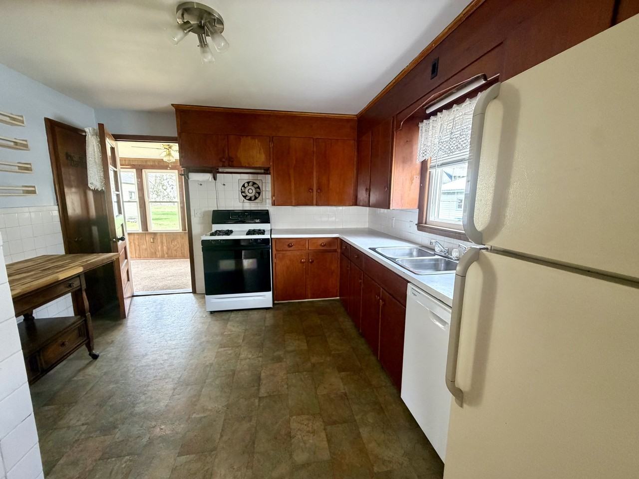 30 Randall St #1 - Photo 7 of 14