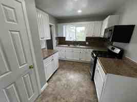 featured image of 645 W Grove St