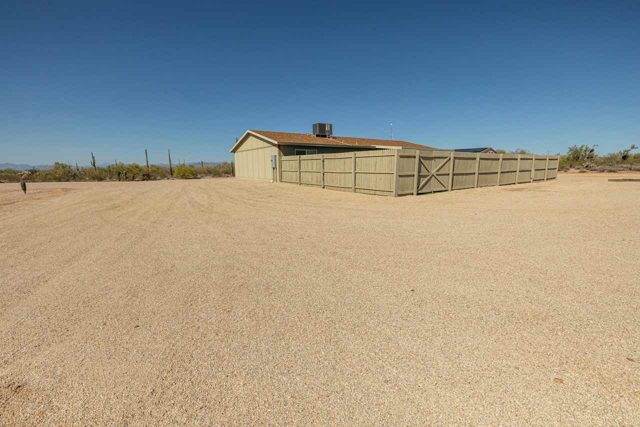 27102 East Lucia Drive - Photo 2 of 30