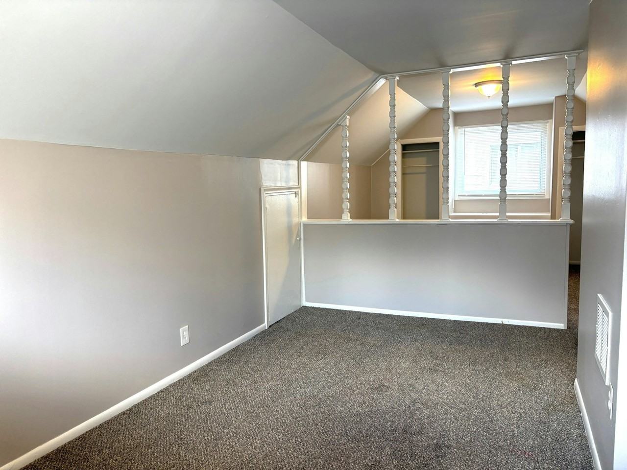 24448 Bolam Avenue - Photo 4 of 12