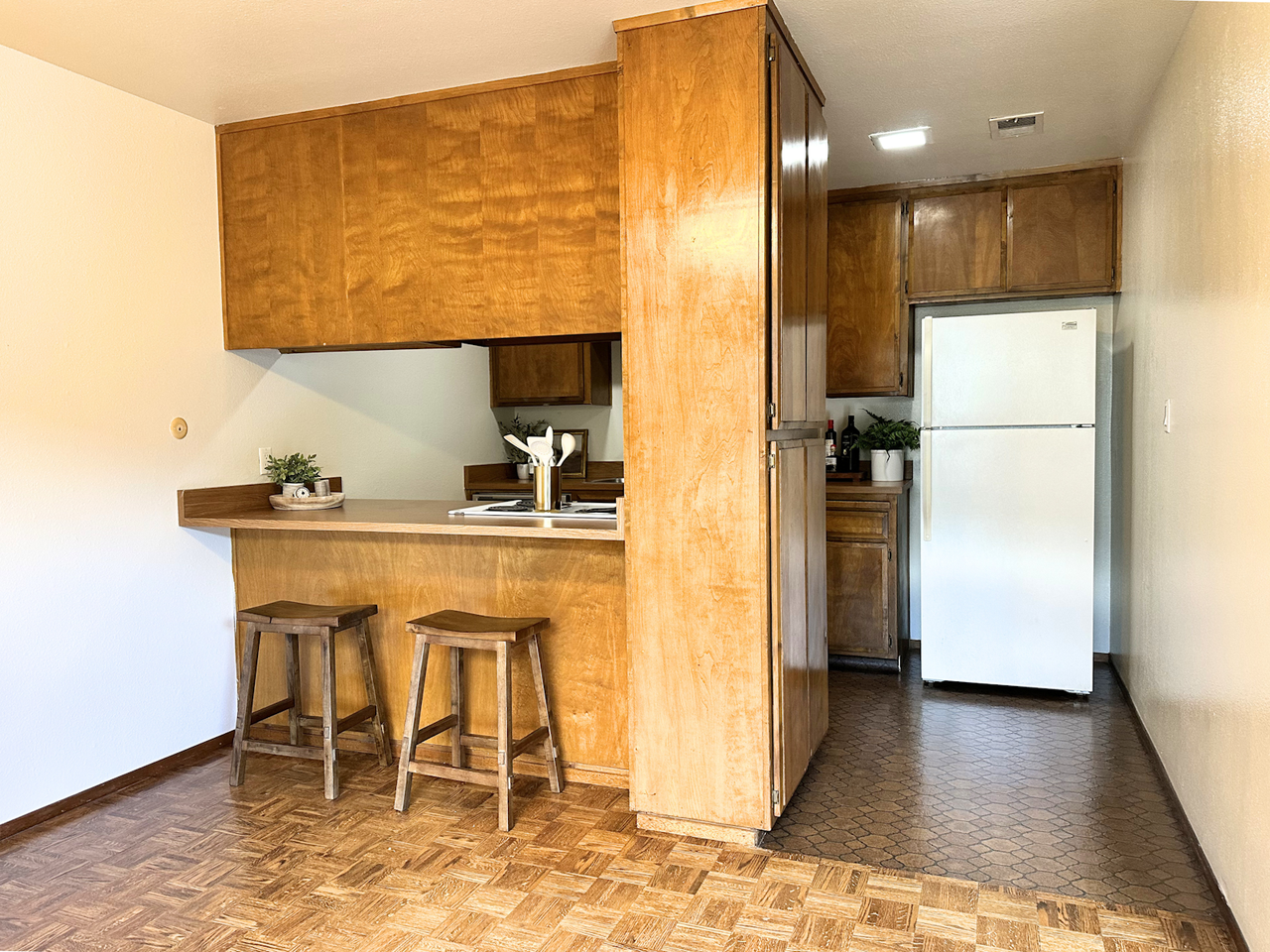 726 Barcelona Avenue - Photo 7 of 27