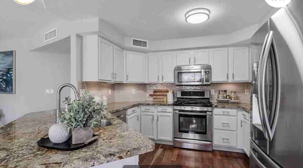 3447 East Glenhaven Drive - Photo 4 of 7