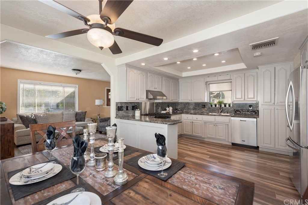 18501 Clarkdale Avenue, Unit Artesia - Main - Photo 6 of 42