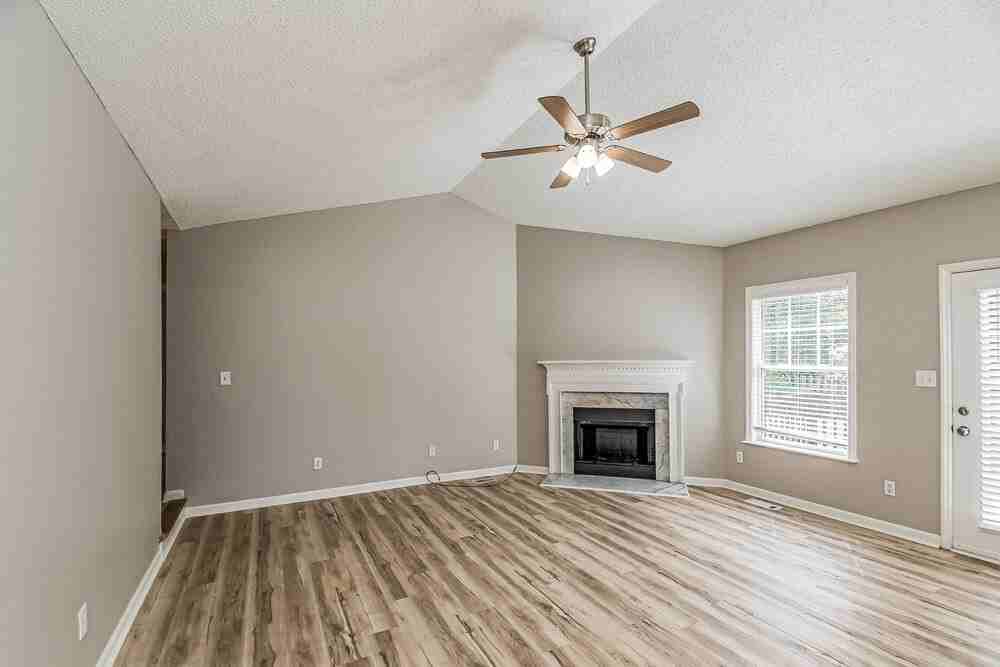 1012 S Willhaven Dr - Photo 3 of 16