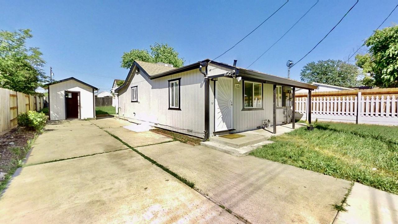 1825 Roy Avenue - Photo 3 of 27