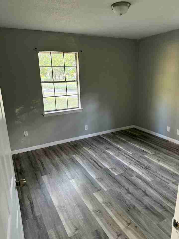 1654 Flicker Drive - Photo 5 of 5