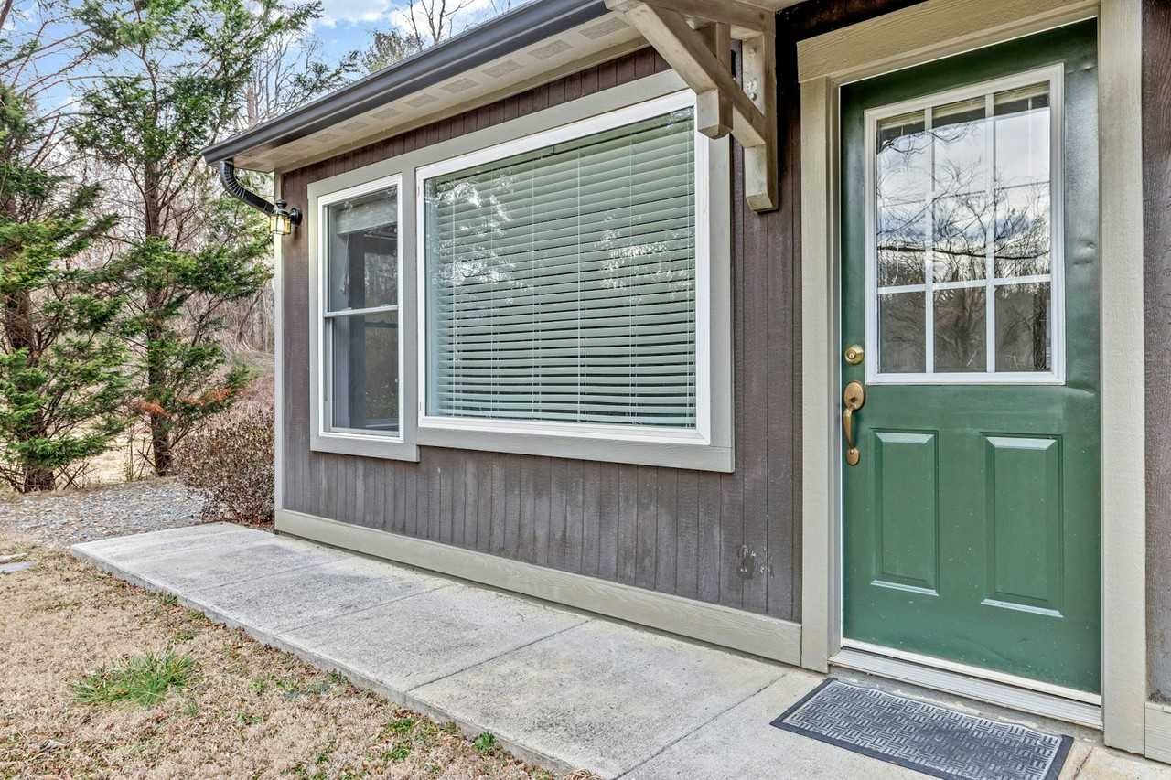 116 Unaka Ave, Unit 2 - Photo 2 of 18