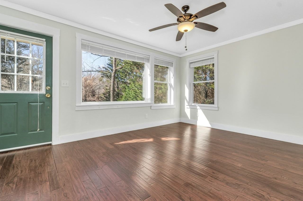 116 Unaka Ave, Unit 2 - Photo 4 of 18