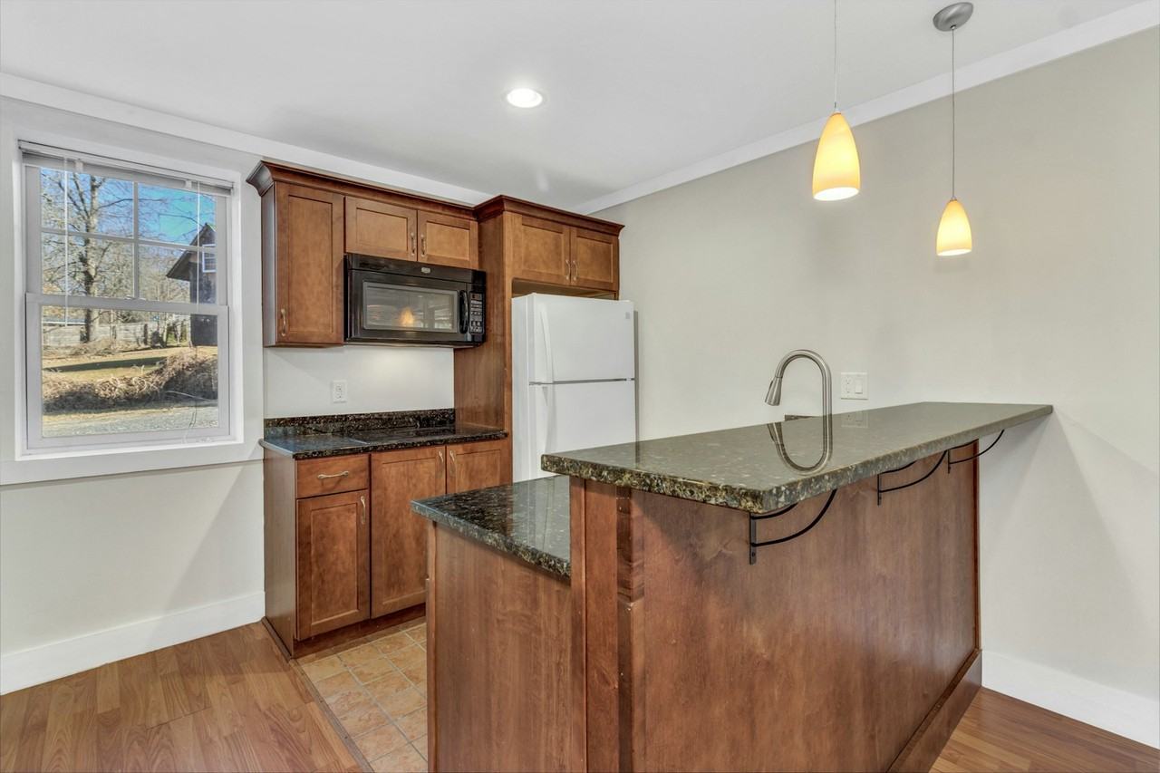 116 Unaka Ave, Unit 2 - Photo 6 of 18