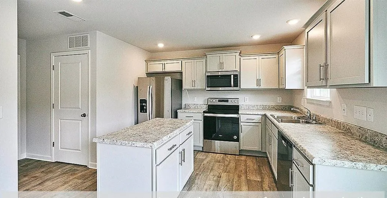 4710 Black Frst Dr - Photo 5 of 20