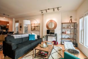 1407 North Wicker Park Avenue, Unit 1 - Photo 1 of 1