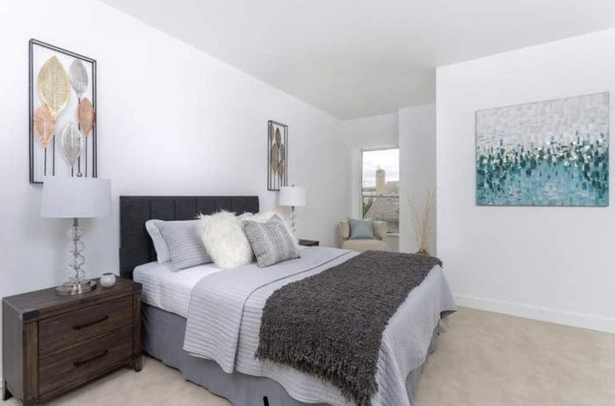 411 Park Avenue, Unit 211 - Photo 3 of 15