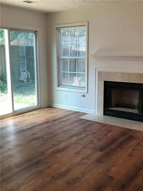 1019 Daventry Xing - Photo 4 of 17