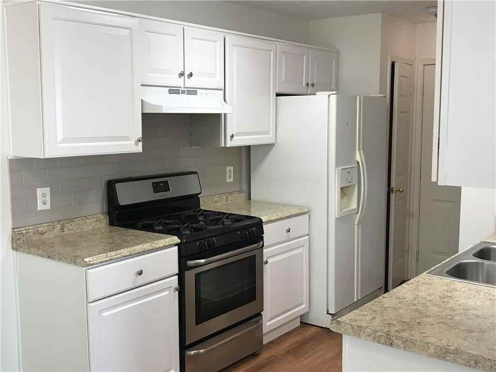 1019 Daventry Xing - Photo 7 of 17