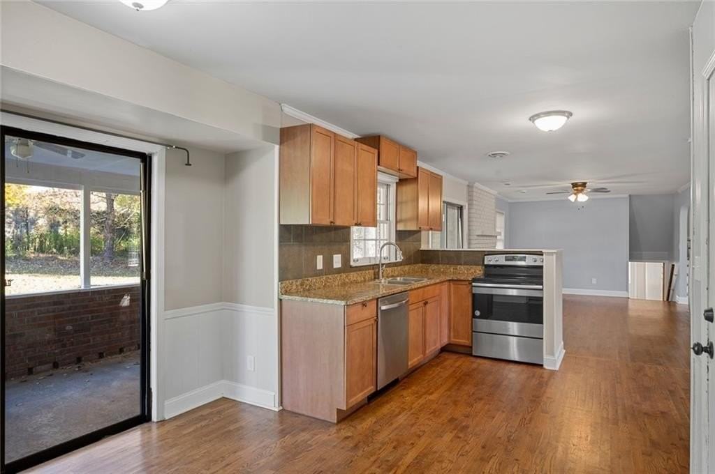 2857 Fontainebleau Dr - Photo 5 of 24