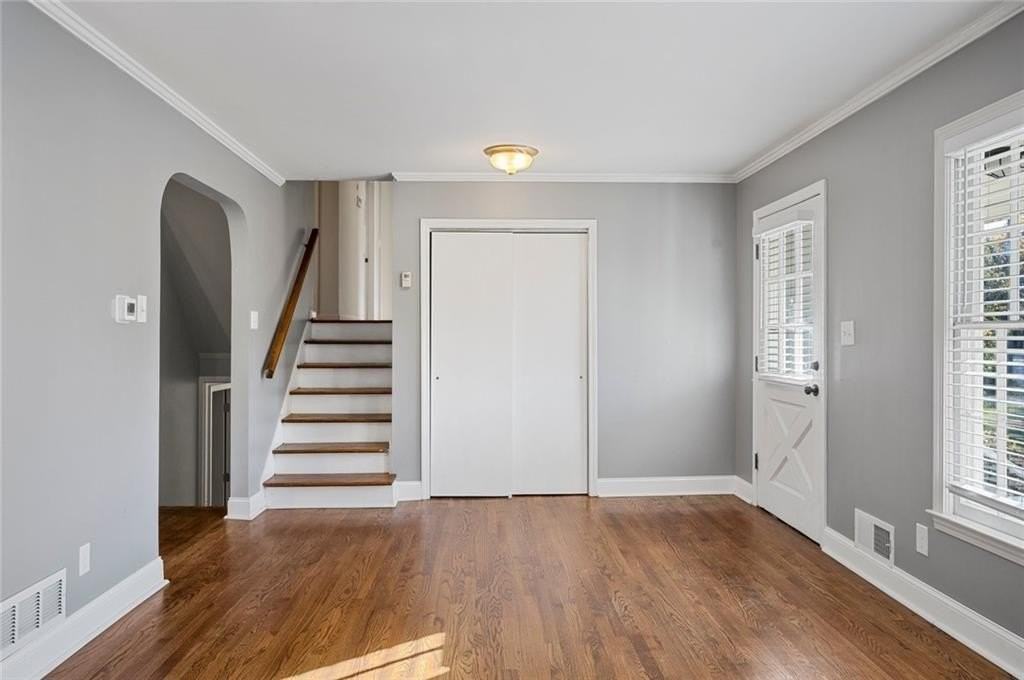 2857 Fontainebleau Dr - Photo 7 of 24