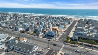 65 Grand Central Ave #2 - Photo 1 of 1