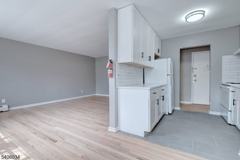 138 Roseland Ave - Photo 1 of 1