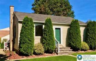 121 E Union St - Photo 1 of 1